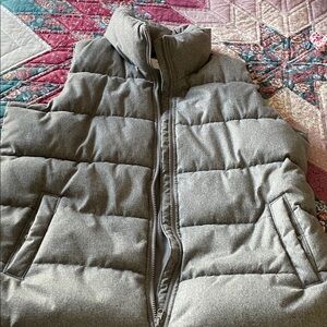 Old Navy Gray Fleece-Lined Vest